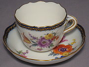 Meissen Mokkatasse mit Untertasse