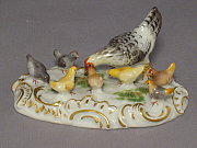Meissen Figur Henne mit K�ken