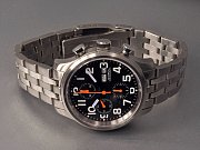 Flieger-Chronograph mit vollveredeltem ETA Valjoux 7750