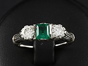 Smaragd-Diamant-Ring