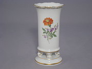 Meissen Vase auf Füßchen Meissen Vase auf Füßchen