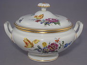 Meissen grosse Terrine, rund, Biedermeier-Zeit Meissen grosse Terrine, rund, Biedermeier-Zeit