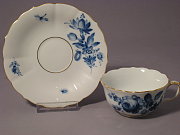 Meissen Teetasse mit Untertasse