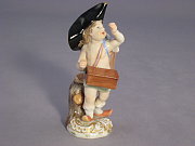 Meissen Figur verkleidete Amorette