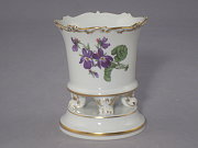 Meissen Vase auf Füßchen Meissen Vase auf Füßchen